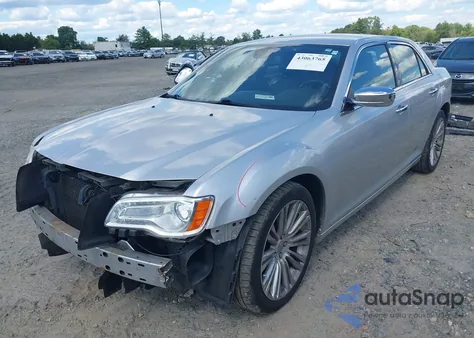 2011 Chrysler 300C z USA, uszkodzony, nr VIN 2C3CA6CT4BH613731
